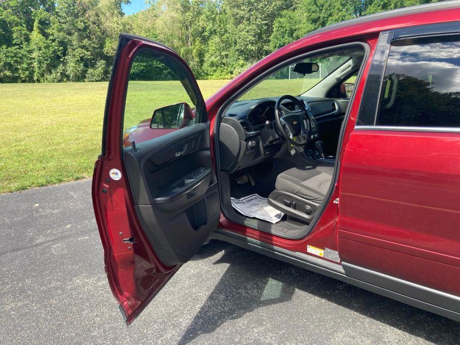 2016 Chevrolet Traverse LT Sport Utility 4D, available for sale in Wolcott, New York | Auto Hunter CNY. Wolcott, New York 2016 Chevrolet Traverse LT Sport Utility 4D, available for sale in Wolcott, New York | Auto Hunter CNY. Wolcott, New York