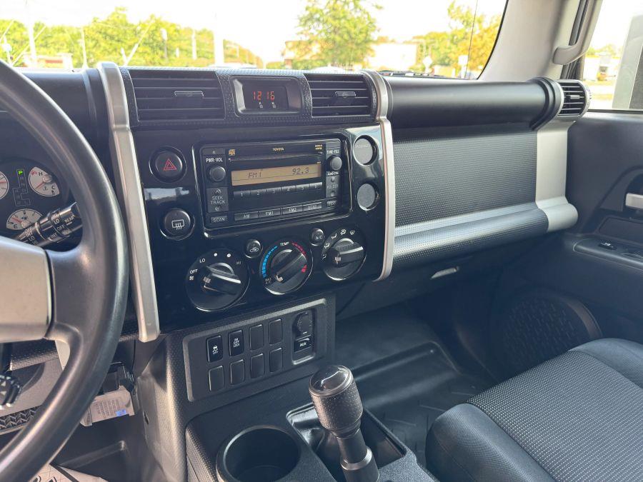 2010 Toyota Fj Cruiser Sport Utility 2D, available for sale in Rochester, New York | 5 Star Motor Group. Rochester, New York 2010 Toyota Fj Cruiser Sport Utility 2D, available for sale in Rochester, New York | 5 Star Motor Group. Rochester, New York