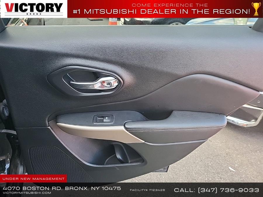 2017 Jeep Cherokee Latitude, available for sale in Floral Park, New York | Shop Auto NY. Floral Park, New York 2017 Jeep Cherokee Latitude, available for sale in Floral Park, New York | Shop Auto NY. Floral Park, New York