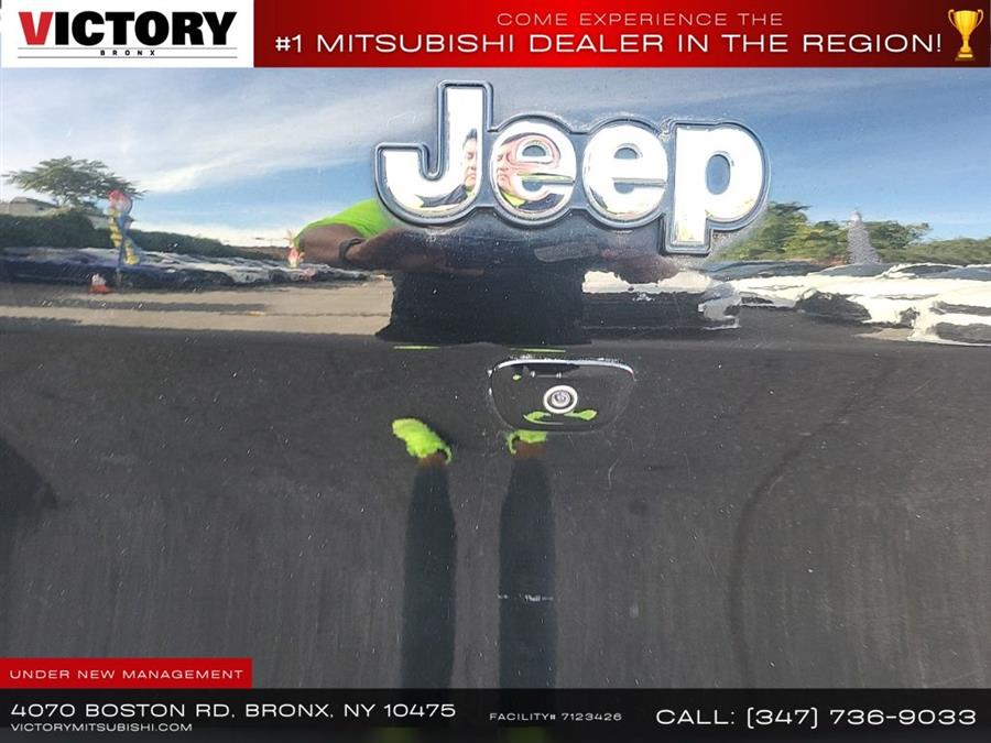 2017 Jeep Cherokee Latitude, available for sale in Floral Park, New York | Shop Auto NY. Floral Park, New York 2017 Jeep Cherokee Latitude, available for sale in Floral Park, New York | Shop Auto NY. Floral Park, New York