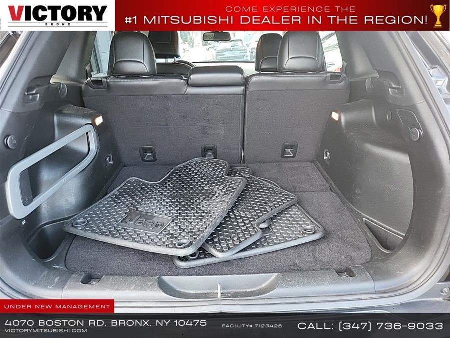 2017 Jeep Cherokee Latitude, available for sale in Floral Park, New York | Shop Auto NY. Floral Park, New York 2017 Jeep Cherokee Latitude, available for sale in Floral Park, New York | Shop Auto NY. Floral Park, New York