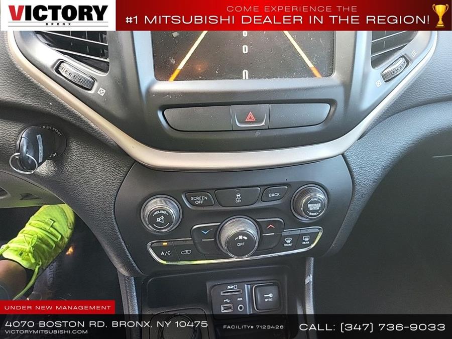 2017 Jeep Cherokee Latitude, available for sale in Floral Park, New York | Shop Auto NY. Floral Park, New York 2017 Jeep Cherokee Latitude, available for sale in Floral Park, New York | Shop Auto NY. Floral Park, New York