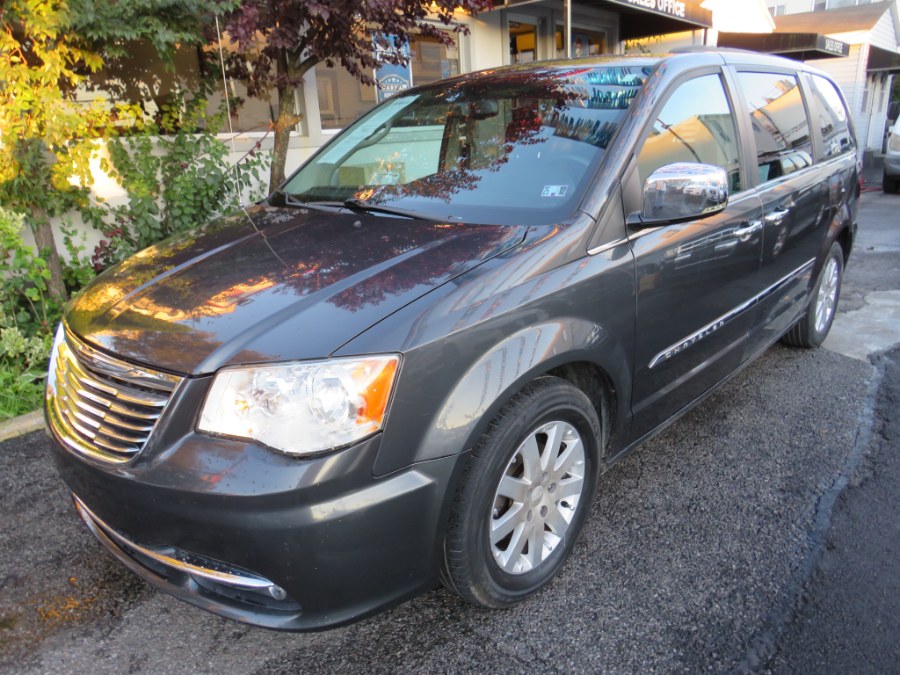 2011 Chrysler Town & Country 4dr Wgn Touring-L, available for sale in Middle Village, New York | Road Masters II INC. Middle Village, New York 2011 Chrysler Town & Country 4dr Wgn Touring-L, available for sale in Middle Village, New York | Road Masters II INC. Middle Village, New York