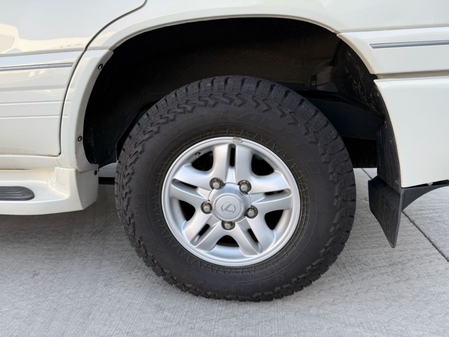 1999 Lexus LX 470 Luxury SUV 4dr SUV, available for sale in Salt Lake City, Utah | Guchon Imports. Salt Lake City, Utah 1999 Lexus LX 470 Luxury SUV 4dr SUV, available for sale in Salt Lake City, Utah | Guchon Imports. Salt Lake City, Utah