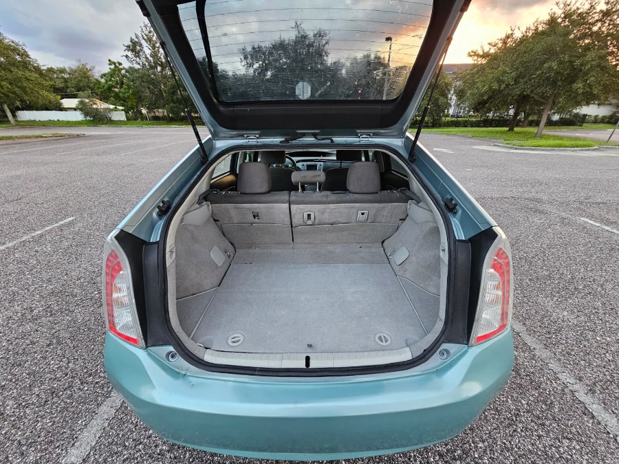 2015 Toyota Prius 5dr HB Two (Natl), available for sale in Longwood, Florida | Majestic Autos Inc.. Longwood, Florida 2015 Toyota Prius 5dr HB Two (Natl), available for sale in Longwood, Florida | Majestic Autos Inc.. Longwood, Florida