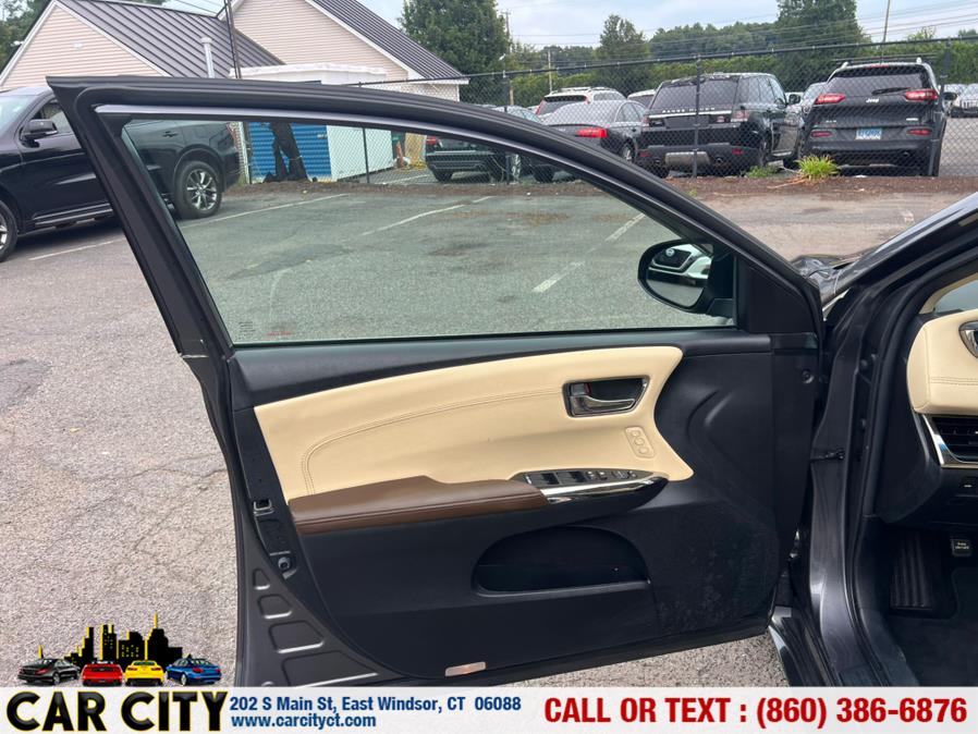 2015 Toyota Avalon 4dr Sdn XLE (Natl), available for sale in East Windsor, Connecticut | Car City LLC. East Windsor, Connecticut 2015 Toyota Avalon 4dr Sdn XLE (Natl), available for sale in East Windsor, Connecticut | Car City LLC. East Windsor, Connecticut