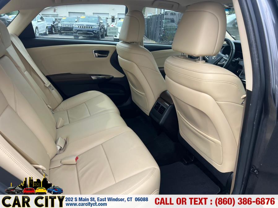 2015 Toyota Avalon 4dr Sdn XLE (Natl), available for sale in East Windsor, Connecticut | Car City LLC. East Windsor, Connecticut 2015 Toyota Avalon 4dr Sdn XLE (Natl), available for sale in East Windsor, Connecticut | Car City LLC. East Windsor, Connecticut