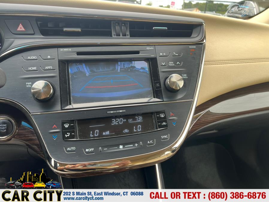 2015 Toyota Avalon 4dr Sdn XLE (Natl), available for sale in East Windsor, Connecticut | Car City LLC. East Windsor, Connecticut 2015 Toyota Avalon 4dr Sdn XLE (Natl), available for sale in East Windsor, Connecticut | Car City LLC. East Windsor, Connecticut