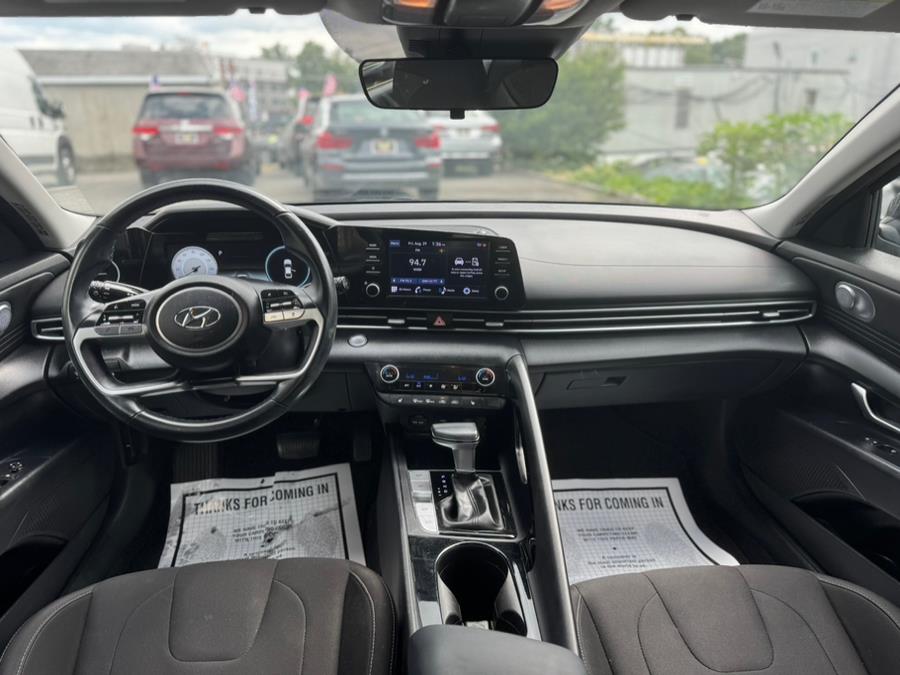 2022 Hyundai Elantra SEL IVT, available for sale in Irvington, New Jersey | RT 603 Auto Mall. Irvington, New Jersey 2022 Hyundai Elantra SEL IVT, available for sale in Irvington, New Jersey | RT 603 Auto Mall. Irvington, New Jersey
