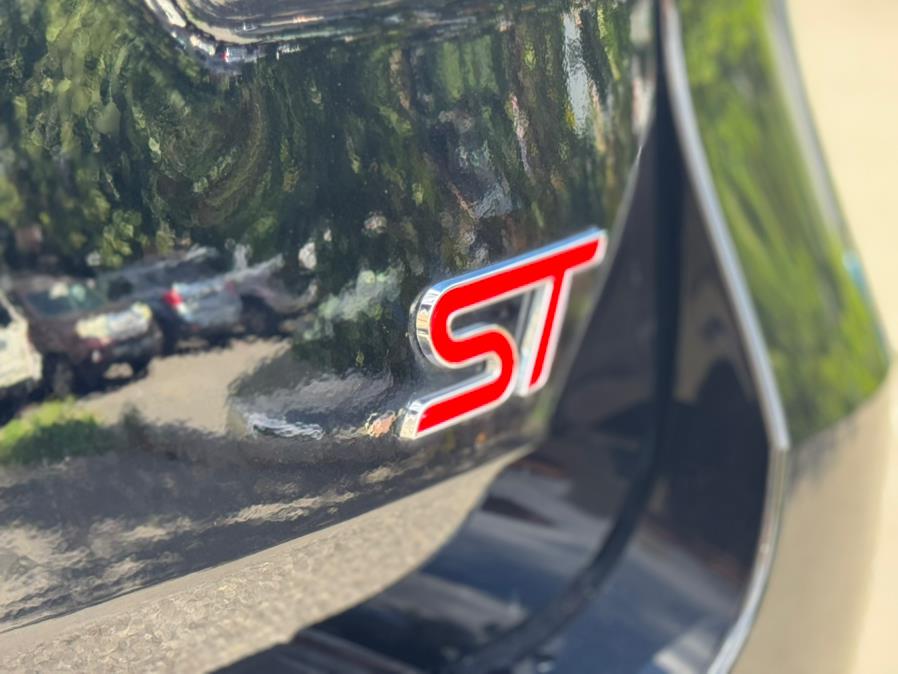 2021 Ford Explorer ST 4WD, available for sale in Irvington, New Jersey | RT 603 Auto Mall. Irvington, New Jersey 2021 Ford Explorer ST 4WD, available for sale in Irvington, New Jersey | RT 603 Auto Mall. Irvington, New Jersey
