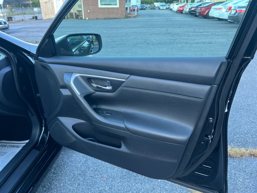 2015 Nissan Altima 4dr Sdn I4 2.5 S, available for sale in Bethlehem, Pennsylvania | Best Auto Deals LLC. Bethlehem, Pennsylvania 2015 Nissan Altima 4dr Sdn I4 2.5 S, available for sale in Bethlehem, Pennsylvania | Best Auto Deals LLC. Bethlehem, Pennsylvania