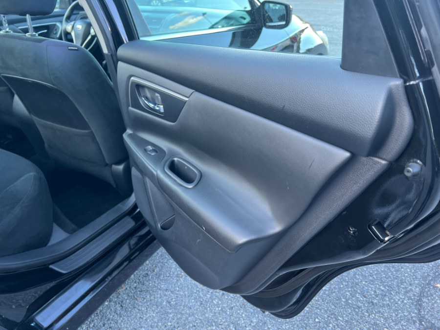 2015 Nissan Altima 4dr Sdn I4 2.5 S, available for sale in Bethlehem, Pennsylvania | Best Auto Deals LLC. Bethlehem, Pennsylvania 2015 Nissan Altima 4dr Sdn I4 2.5 S, available for sale in Bethlehem, Pennsylvania | Best Auto Deals LLC. Bethlehem, Pennsylvania
