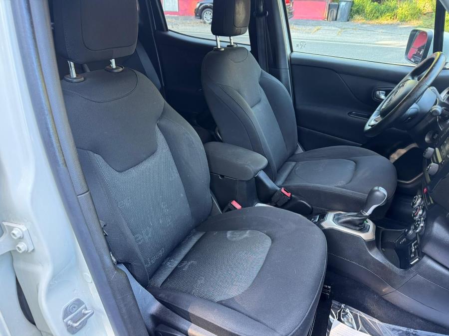 2016 Jeep Renegade 4WD 4dr Latitude, available for sale in Bloomingdale, New Jersey | Bloomingdale Auto Group. Bloomingdale, New Jersey 2016 Jeep Renegade 4WD 4dr Latitude, available for sale in Bloomingdale, New Jersey | Bloomingdale Auto Group. Bloomingdale, New Jersey