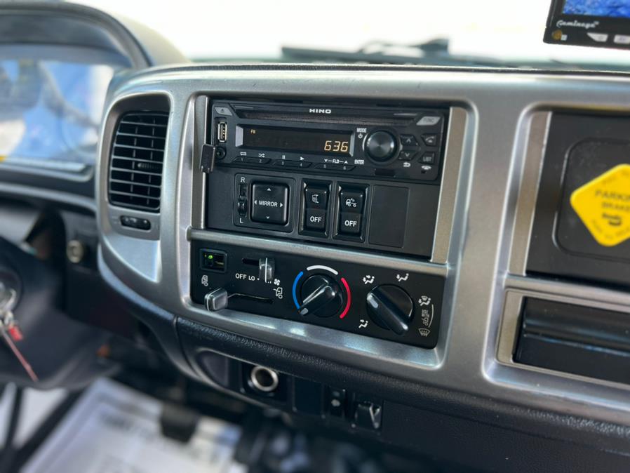 2018 Hino 268A 26FT SUPREME BOX/MAXON LIFTGATE NON CDL, available for sale in Paterson, New Jersey | Speedway Commercial Motors LLC. Paterson, New Jersey 2018 Hino 268A 26FT SUPREME BOX/MAXON LIFTGATE NON CDL, available for sale in Paterson, New Jersey | Speedway Commercial Motors LLC. Paterson, New Jersey