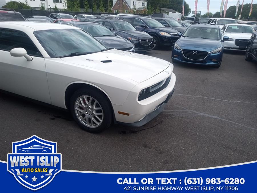 2010 Dodge Challenger 2dr Cpe R/T, available for sale in West Islip, New York | West Islip Auto Sales. West Islip, New York 2010 Dodge Challenger 2dr Cpe R/T, available for sale in West Islip, New York | West Islip Auto Sales. West Islip, New York