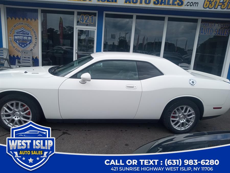 2010 Dodge Challenger 2dr Cpe R/T, available for sale in West Islip, New York | West Islip Auto Sales. West Islip, New York 2010 Dodge Challenger 2dr Cpe R/T, available for sale in West Islip, New York | West Islip Auto Sales. West Islip, New York