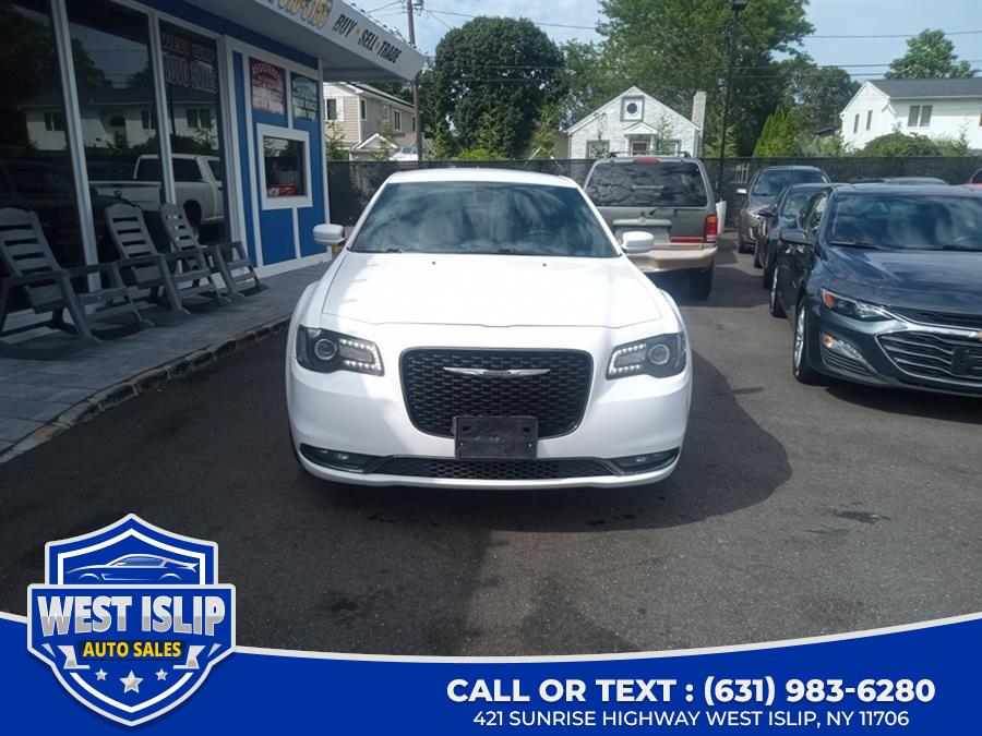 2017 Chrysler 300 300S RWD, available for sale in West Islip, New York | West Islip Auto Sales. West Islip, New York 2017 Chrysler 300 300S RWD, available for sale in West Islip, New York | West Islip Auto Sales. West Islip, New York