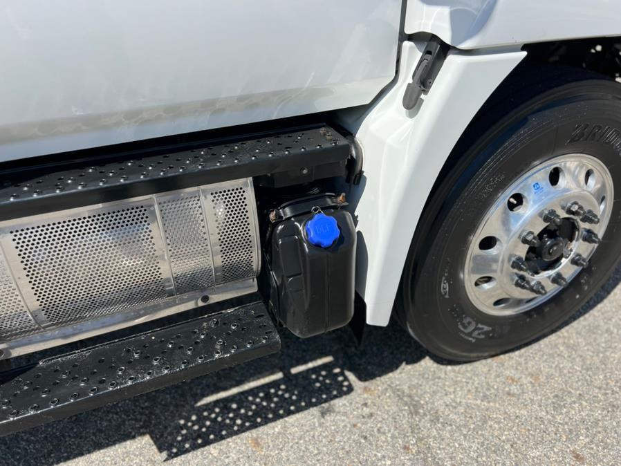 2018 Hino 268A 26FT SUPREME BOX/MAXON LIFTGATE NON CDL, available for sale in Paterson, New Jersey | Speedway Motors LLC. Paterson, New Jersey 2018 Hino 268A 26FT SUPREME BOX/MAXON LIFTGATE NON CDL, available for sale in Paterson, New Jersey | Speedway Motors LLC. Paterson, New Jersey