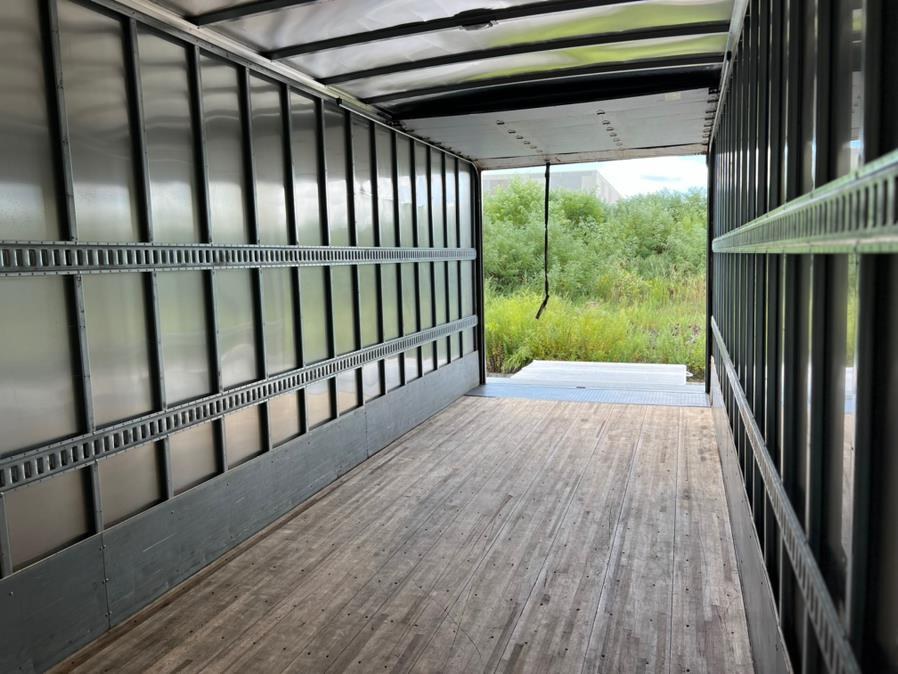 2018 Hino 268A 26FT SUPREME BOX/MAXON LIFTGATE NON CDL, available for sale in Paterson, New Jersey | Speedway Motors LLC. Paterson, New Jersey 2018 Hino 268A 26FT SUPREME BOX/MAXON LIFTGATE NON CDL, available for sale in Paterson, New Jersey | Speedway Motors LLC. Paterson, New Jersey