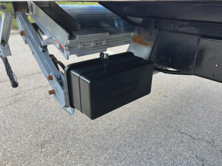2018 Hino 268A 26FT SUPREME BOX/MAXON LIFTGATE NON CDL, available for sale in Paterson, New Jersey | Speedway Motors LLC. Paterson, New Jersey 2018 Hino 268A 26FT SUPREME BOX/MAXON LIFTGATE NON CDL, available for sale in Paterson, New Jersey | Speedway Motors LLC. Paterson, New Jersey