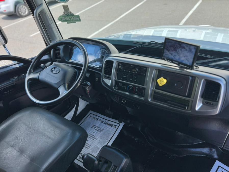 2018 Hino 268A 26FT SUPREME BOX/MAXON LIFTGATE NON CDL, available for sale in Paterson, New Jersey | Speedway Motors LLC. Paterson, New Jersey 2018 Hino 268A 26FT SUPREME BOX/MAXON LIFTGATE NON CDL, available for sale in Paterson, New Jersey | Speedway Motors LLC. Paterson, New Jersey