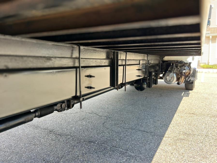 2018 Hino 268A 26FT SUPREME BOX/MAXON LIFTGATE NON CDL, available for sale in Paterson, New Jersey | Speedway Motors LLC. Paterson, New Jersey 2018 Hino 268A 26FT SUPREME BOX/MAXON LIFTGATE NON CDL, available for sale in Paterson, New Jersey | Speedway Motors LLC. Paterson, New Jersey