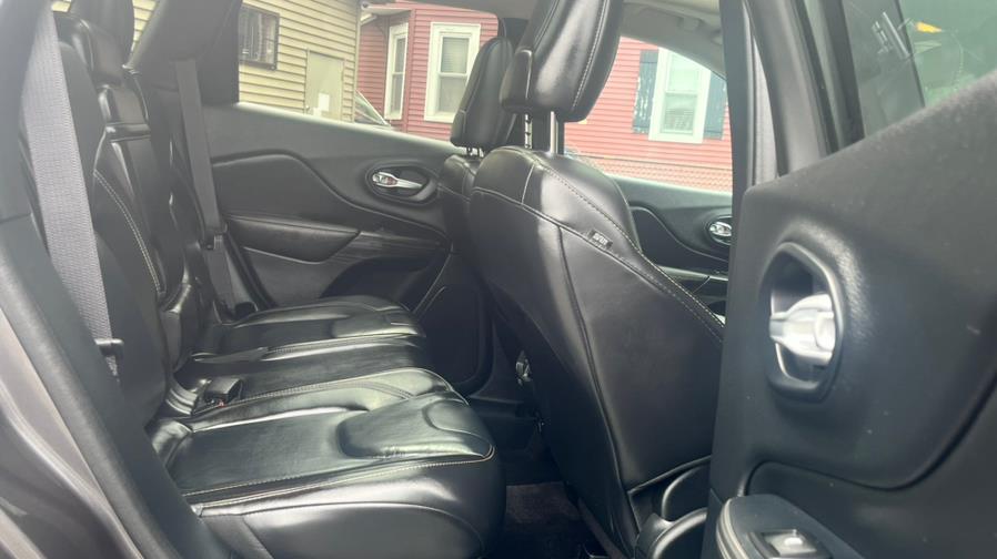 2016 Jeep Cherokee 4WD 4dr Limited, available for sale in Springfield, Massachusetts | Jordan Auto Sales Inc. Springfield, Massachusetts 2016 Jeep Cherokee 4WD 4dr Limited, available for sale in Springfield, Massachusetts | Jordan Auto Sales Inc. Springfield, Massachusetts