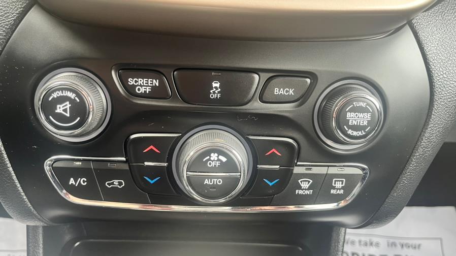 2016 Jeep Cherokee 4WD 4dr Limited, available for sale in Springfield, Massachusetts | Jordan Auto Sales Inc. Springfield, Massachusetts 2016 Jeep Cherokee 4WD 4dr Limited, available for sale in Springfield, Massachusetts | Jordan Auto Sales Inc. Springfield, Massachusetts