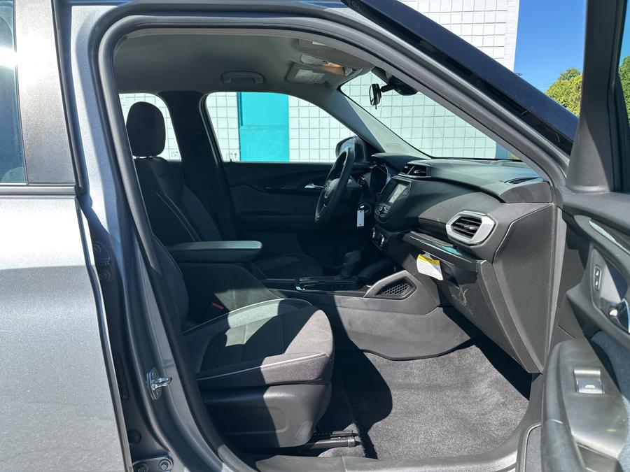 2023 Chevrolet Trailblazer FWD 4dr LS, available for sale in Milford, Connecticut | Dealertown Auto Wholesalers. Milford, Connecticut 2023 Chevrolet Trailblazer FWD 4dr LS, available for sale in Milford, Connecticut | Dealertown Auto Wholesalers. Milford, Connecticut