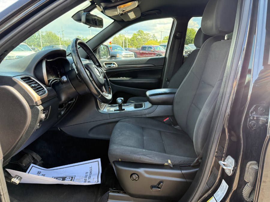 2015 Jeep Grand Cherokee 4WD 4dr Laredo, available for sale in Ortonville, Michigan | Marsh Auto Sales LLC. Ortonville, Michigan 2015 Jeep Grand Cherokee 4WD 4dr Laredo, available for sale in Ortonville, Michigan | Marsh Auto Sales LLC. Ortonville, Michigan