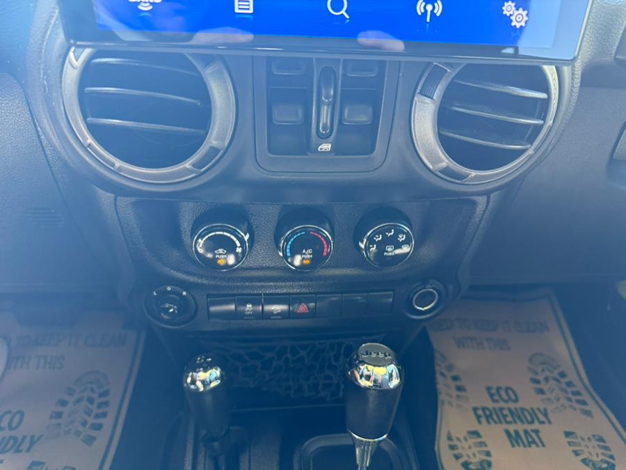 2016 Jeep Wrangler Unlimited 4WD 4dr Sport, available for sale in East Windsor, Connecticut | Century Auto And Truck. East Windsor, Connecticut 2016 Jeep Wrangler Unlimited 4WD 4dr Sport, available for sale in East Windsor, Connecticut | Century Auto And Truck. East Windsor, Connecticut