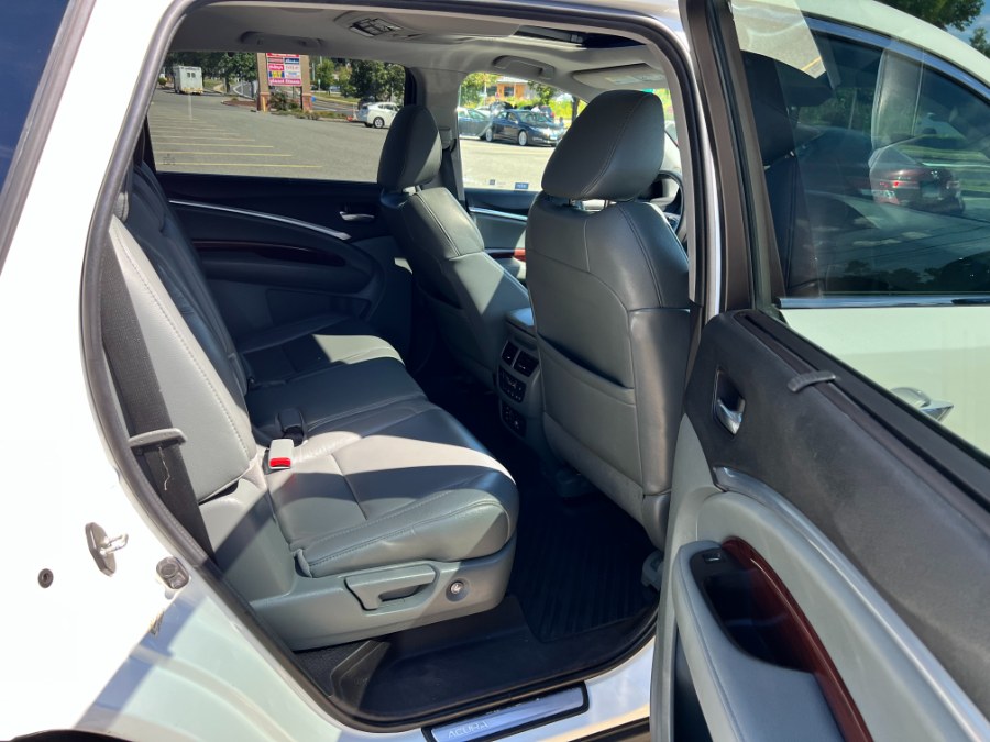 2015 Acura MDX SH-AWD 4dr Tech/Entertainment Pkg, available for sale in Hartford , Connecticut | Ledyard Auto Sale LLC. Hartford , Connecticut 2015 Acura MDX SH-AWD 4dr Tech/Entertainment Pkg, available for sale in Hartford , Connecticut | Ledyard Auto Sale LLC. Hartford , Connecticut