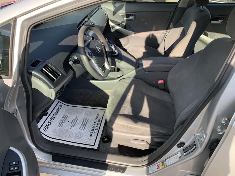 2010 Toyota Prius 5dr HB III (Natl), available for sale in Springfield, Massachusetts | Absolute Motors Inc. Springfield, Massachusetts 2010 Toyota Prius 5dr HB III (Natl), available for sale in Springfield, Massachusetts | Absolute Motors Inc. Springfield, Massachusetts