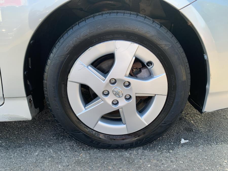 2010 Toyota Prius 5dr HB III (Natl), available for sale in Springfield, Massachusetts | Absolute Motors Inc. Springfield, Massachusetts 2010 Toyota Prius 5dr HB III (Natl), available for sale in Springfield, Massachusetts | Absolute Motors Inc. Springfield, Massachusetts