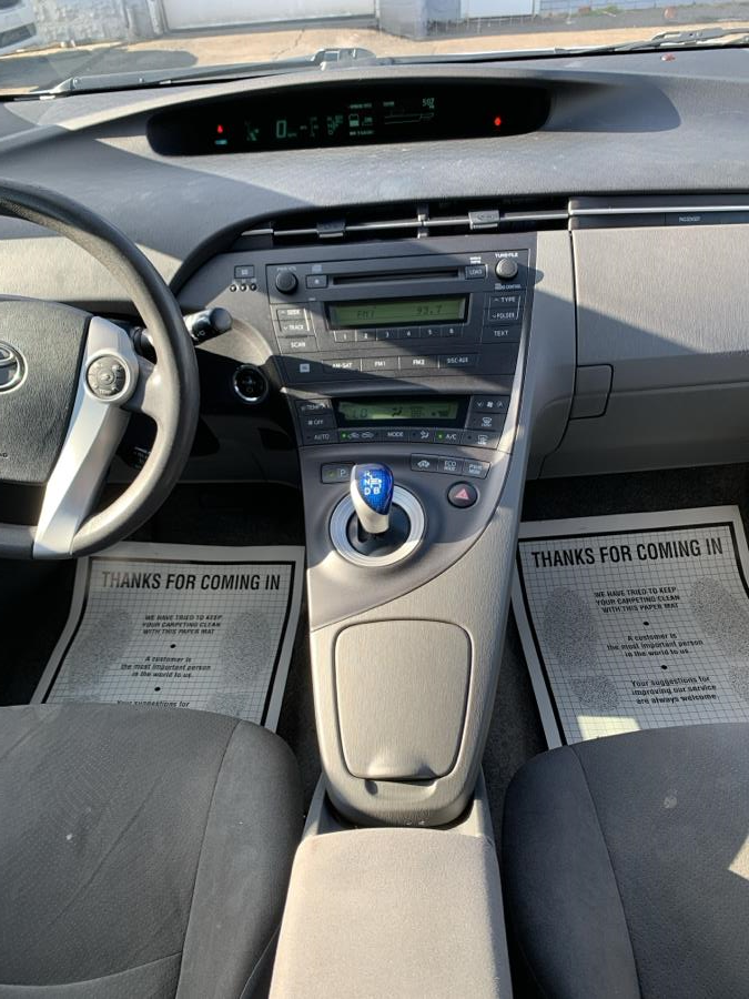 2010 Toyota Prius 5dr HB III (Natl), available for sale in Springfield, Massachusetts | Absolute Motors Inc. Springfield, Massachusetts 2010 Toyota Prius 5dr HB III (Natl), available for sale in Springfield, Massachusetts | Absolute Motors Inc. Springfield, Massachusetts