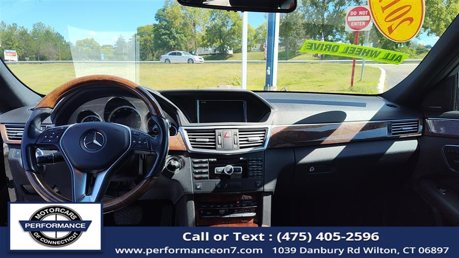 2012 Mercedes-Benz E-Class 4dr Sdn E350 Luxury 4MATIC, available for sale in Wilton, Connecticut | Performance Motor Cars Of Connecticut LLC. Wilton, Connecticut 2012 Mercedes-Benz E-Class 4dr Sdn E350 Luxury 4MATIC, available for sale in Wilton, Connecticut | Performance Motor Cars Of Connecticut LLC. Wilton, Connecticut