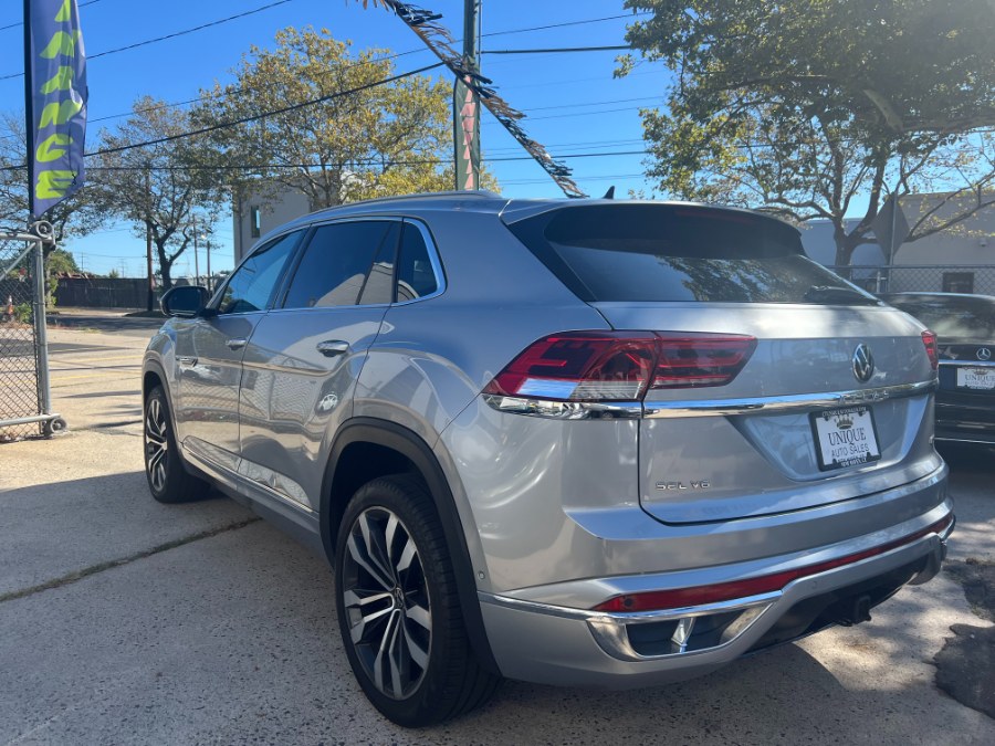 2021 Volkswagen Atlas Cross Sport 3.6L V6 SEL Premium R-Line 4MOTION, available for sale in New Haven, Connecticut | Unique Auto Sales LLC. New Haven, Connecticut 2021 Volkswagen Atlas Cross Sport 3.6L V6 SEL Premium R-Line 4MOTION, available for sale in New Haven, Connecticut | Unique Auto Sales LLC. New Haven, Connecticut