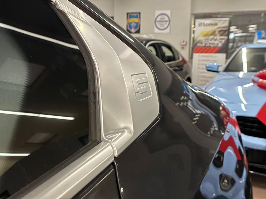 2024 BMW 5 Series 530i xDrive Sedan, available for sale in Massapequa Park, New York | Power Motors East. Massapequa Park, New York 2024 BMW 5 Series 530i xDrive Sedan, available for sale in Massapequa Park, New York | Power Motors East. Massapequa Park, New York