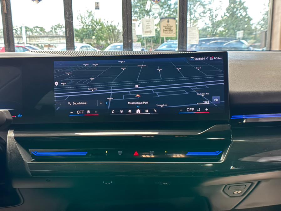 2024 BMW 5 Series 530i xDrive Sedan, available for sale in Massapequa Park, New York | Power Motors East. Massapequa Park, New York 2024 BMW 5 Series 530i xDrive Sedan, available for sale in Massapequa Park, New York | Power Motors East. Massapequa Park, New York