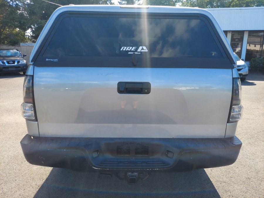 2012 Toyota Tundra 4WD Truck Double Cab 4.6L V8 6-Spd AT (Natl), available for sale in East Windsor, Connecticut | United Auto Sales of E Windsor, Inc. East Windsor, Connecticut 2012 Toyota Tundra 4WD Truck Double Cab 4.6L V8 6-Spd AT (Natl), available for sale in East Windsor, Connecticut | United Auto Sales of E Windsor, Inc. East Windsor, Connecticut