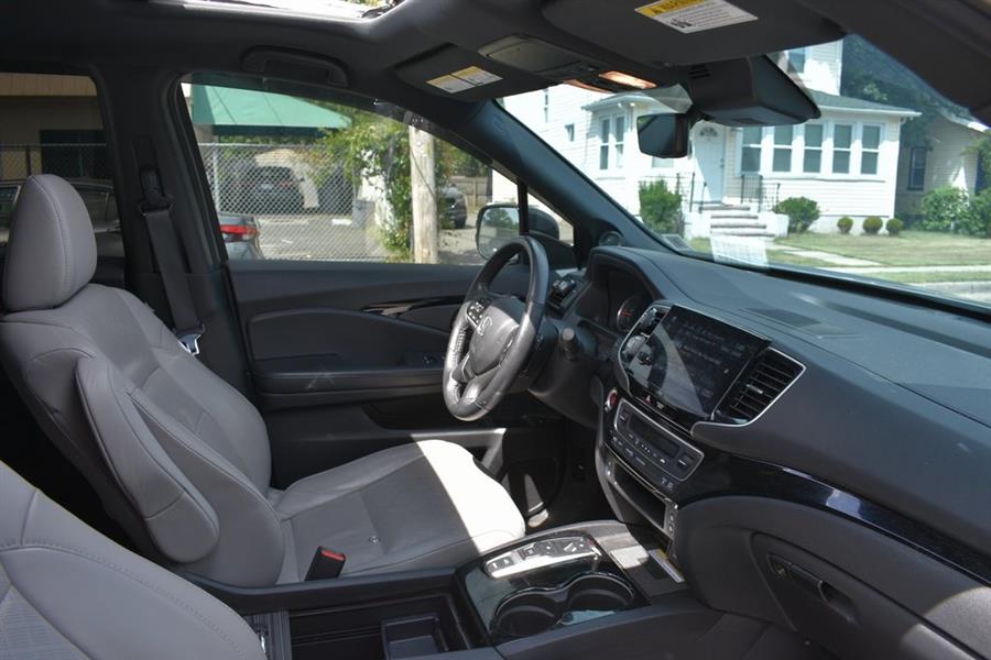 2019 Honda Passport Elite, available for sale in Valley Stream, New York | Certified Performance Motors. Valley Stream, New York 2019 Honda Passport Elite, available for sale in Valley Stream, New York | Certified Performance Motors. Valley Stream, New York
