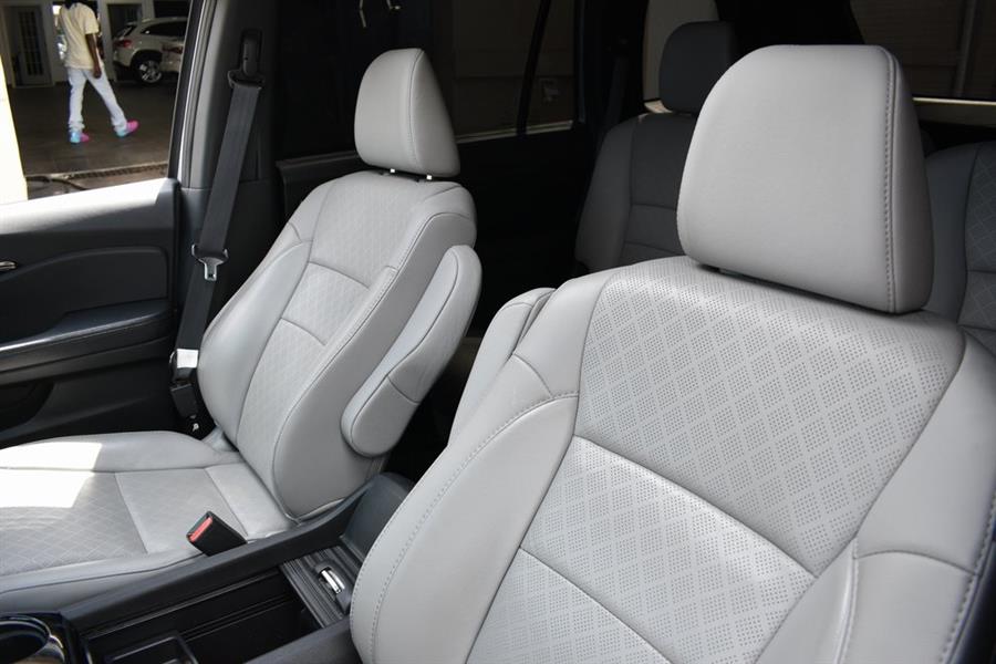 2019 Honda Passport Elite, available for sale in Valley Stream, New York | Certified Performance Motors. Valley Stream, New York 2019 Honda Passport Elite, available for sale in Valley Stream, New York | Certified Performance Motors. Valley Stream, New York
