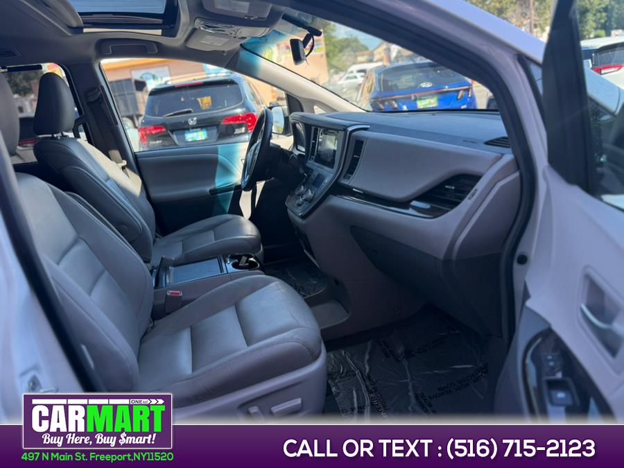 2017 Toyota Sienna XLE FWD 8-Passenger (Natl), available for sale in Freeport, New York | Carmart One LLC. Freeport, New York 2017 Toyota Sienna XLE FWD 8-Passenger (Natl), available for sale in Freeport, New York | Carmart One LLC. Freeport, New York