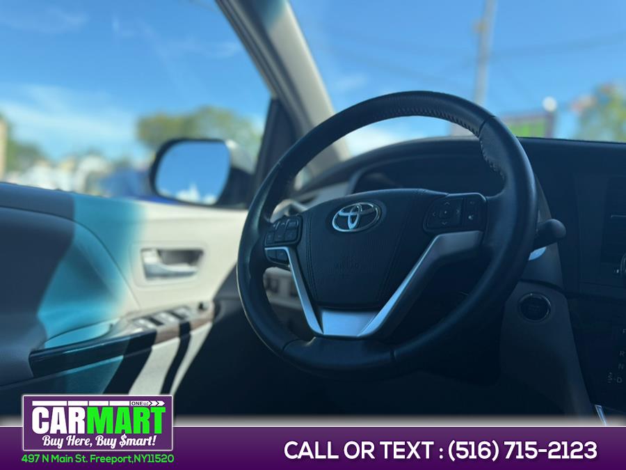 2017 Toyota Sienna XLE FWD 8-Passenger (Natl), available for sale in Freeport, New York | Carmart One LLC. Freeport, New York 2017 Toyota Sienna XLE FWD 8-Passenger (Natl), available for sale in Freeport, New York | Carmart One LLC. Freeport, New York