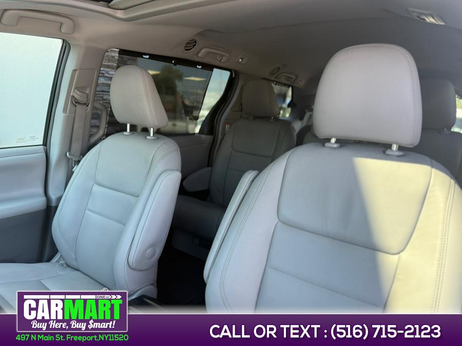 2017 Toyota Sienna XLE FWD 8-Passenger (Natl), available for sale in Freeport, New York | Carmart One LLC. Freeport, New York 2017 Toyota Sienna XLE FWD 8-Passenger (Natl), available for sale in Freeport, New York | Carmart One LLC. Freeport, New York