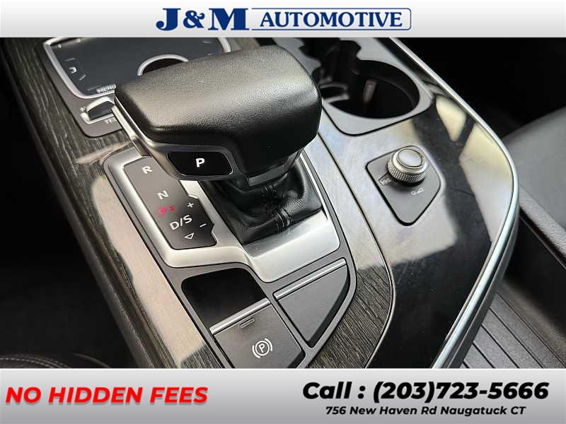 2017 Audi Q7 Premium Plus, available for sale in Naugatuck, Connecticut | J&M Automotive Sls&Svc LLC. Naugatuck, Connecticut 2017 Audi Q7 Premium Plus, available for sale in Naugatuck, Connecticut | J&M Automotive Sls&Svc LLC. Naugatuck, Connecticut