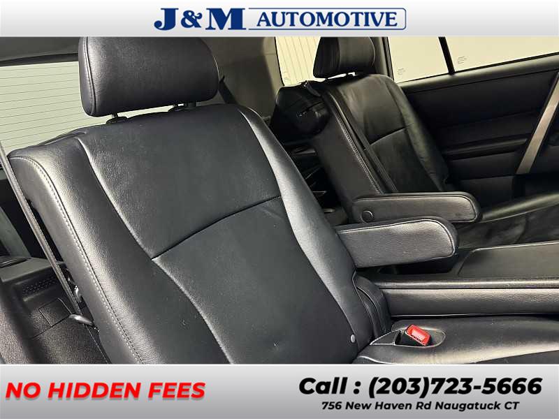 2013 Toyota Highlander SE photo 18