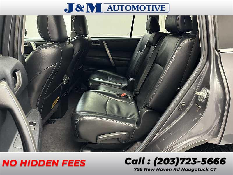 2013 Toyota Highlander SE photo 14
