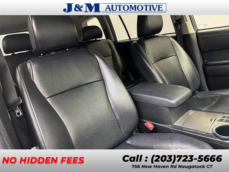 2013 Toyota Highlander SE photo 20