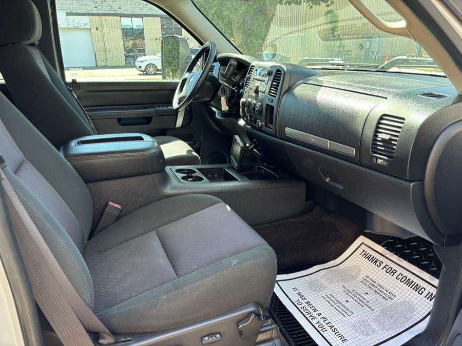 2013 Chevrolet Silverado 2500HD 4WD Ext Cab 144.2" LT, available for sale in New haven, Connecticut | Wilson Maturo Motors. New haven, Connecticut 2013 Chevrolet Silverado 2500HD 4WD Ext Cab 144.2" LT, available for sale in New haven, Connecticut | Wilson Maturo Motors. New haven, Connecticut